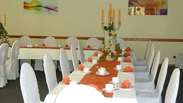 Festsaal_Tisch